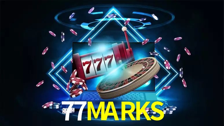 Escena dinámica inspirada en casino con iluminación 77MARKS, cartas, fichas e íconos de juegos digitales en un espacio moderno de juegos.